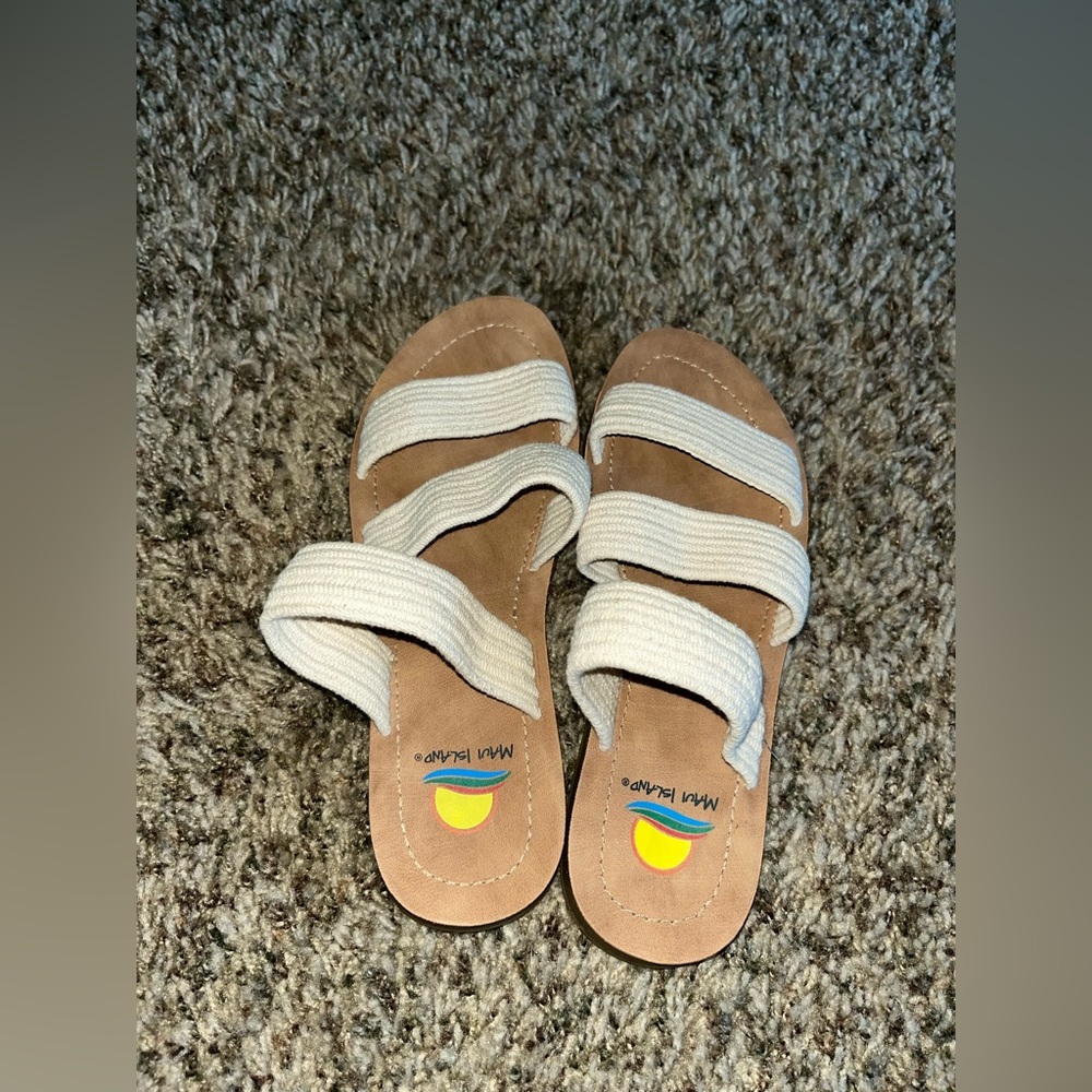 Size 7 Sandals by Maui Island.